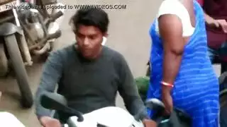 امرأة ممتلئة في جوارب مثيرة وحزام الرباط تحصل على جرعتها اليومية من اللعنة امرأة ممتلئة في جوارب مثيرة وحزام الرباط تحصل على جرعتها اليومية من اللعنة