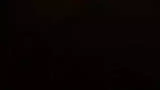 الحب كلوديا هو ممارسة الجنس الشرجي مع شريكها والحصول على نائب الرئيس الطازج في جميع أنحاء وجهها.