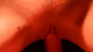 يدخلو في حتشونها و هي تحكم الزب و تحركو مليح باش تجيها سخونة و بنينة يدخلو في حتشونها و هي تحكم الزب و تحركو مليح باش تجيها سخونة و بنينة