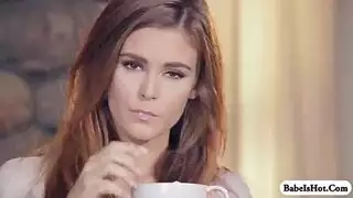 نموذج الملابس الداخلية المذهلة ، سني ليون ترتدي الملابس الداخلية المثيرة أثناء ممارسة الجنس الشرجي في غرفة نومها. نموذج الملابس الداخلية المذهلة ، سني ليون ترتدي الملابس الداخلية المثيرة أثناء ممارسة الجنس الشرجي في غرفة نومها.