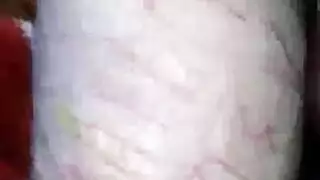 مفلس أحمر الشعر دارلينج على وشك أن يبدأ يئن مثل فتاة مجنونة أثناء الحصول على الثابت