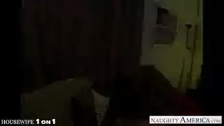 جميل ربة منزل، سكاي الثور يحب اللعب مع بوسها الرطب قبل استخدام دسار طوال اليوم. جميل ربة منزل، سكاي الثور يحب اللعب مع بوسها الرطب قبل استخدام دسار طوال اليوم.