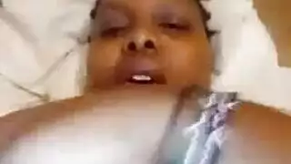 وشم، حلم جبهة مورو الأبنوس حتى جاء حبيبها ليمارس الجنس مع أدمغة لها