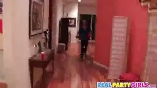 بعض الأطفال الرومانيين على استعداد لممارسة الجنس الجماعي مع شابين قرنيين ، طوال اليوم. بعض الأطفال الرومانيين على استعداد لممارسة الجنس الجماعي مع شابين قرنيين ، طوال اليوم.