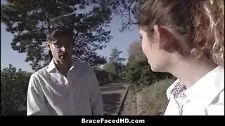 المراهقين الروسي مع المغفلون الجولة مارس الجنس من وراء طوال اليوم. المراهقين الروسي مع المغفلون الجولة مارس الجنس من وراء طوال اليوم.