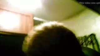 فتاة جميلة ، سقطت ميليشيا على ركبتيها وامتصت ديك صديقتها الضخم ، بمجرد أن امتصته فتاة جميلة ، سقطت ميليشيا على ركبتيها وامتصت ديك صديقتها الضخم ، بمجرد أن امتصته