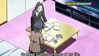 زوجين كارتون يفعلون ذلك على أريكة ضخمة لا يعرفون عن أجهزة الكاميرا في غرفة نومهم.