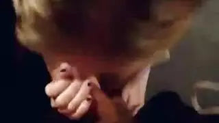 الفتاة البيضاء المتقلب مارس الجنس من قبل بي بي سي. نائب الرئيس في الفم. الفتاة البيضاء المتقلب مارس الجنس من قبل بي بي سي. نائب الرئيس في الفم.