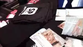 النجوم الاباحية الشباب تعتقد في ألعاب الجنس لجعلها تعمل بشكل أفضل، بدلا من القيام بها النجوم الاباحية الشباب تعتقد في ألعاب الجنس لجعلها تعمل بشكل أفضل، بدلا من القيام بها