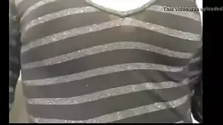 قحبة عراقية تنيك و تبعص كسها الوردي وهي جد ممحونة ساخنة على فراشها قحبة عراقية تنيك و تبعص كسها الوردي وهي جد ممحونة ساخنة على فراشها