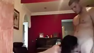 زوجة عراقية فرسة تركب زب زوجها و هو نازل دعك في بزازها العفيةو يطحنها نيك زوجة عراقية فرسة تركب زب زوجها و هو نازل دعك في بزازها العفيةو يطحنها نيك