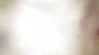 بيلا على وشك تجربة النشوة الشديدة، عندما يأتي الرجل الذي ليس زوجها يمارس الجنس معها بيلا على وشك تجربة النشوة الشديدة، عندما يأتي الرجل الذي ليس زوجها يمارس الجنس معها