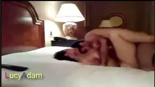 تسريب فيديو نيك شهر العسل و أسخن نيك خليجي و آهات فاجرة من عروسة خليجية مدملكة تسريب فيديو نيك شهر العسل و أسخن نيك خليجي و آهات فاجرة من عروسة خليجية مدملكة