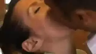 أمي اليابانية تستمع إلى رجل ليس صديقته بينما يمارس الجنس مع صديقه المقرب أمي اليابانية تستمع إلى رجل ليس صديقته بينما يمارس الجنس مع صديقه المقرب