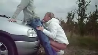 سكس جامد في طريق عام بين شاب هائج و فتاة تحب الزب بجنون سكس جامد في طريق عام بين شاب هائج و فتاة تحب الزب بجنون