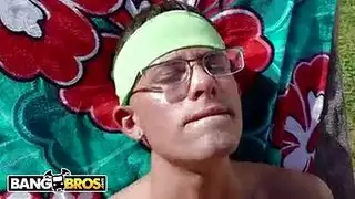 الجبهة الساخنة هو الحصول على بوسها حلق يمسح ، من قبل رجل التقت به منذ فترة الجبهة الساخنة هو الحصول على بوسها حلق يمسح ، من قبل رجل التقت به منذ فترة