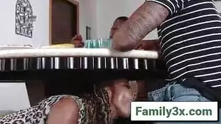 الفتاة السوداء، أصبحت أدريانا الشيشي كل من ثقوبها المحفورة في نفس الوقت. الفتاة السوداء، أصبحت أدريانا الشيشي كل من ثقوبها المحفورة في نفس الوقت.