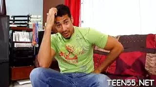 تحب المرأة الناضجة وذات الخبرة أن يكون لها رباعية جامدة مع ابن صديقها المفضل تحب المرأة الناضجة وذات الخبرة أن يكون لها رباعية جامدة مع ابن صديقها المفضل