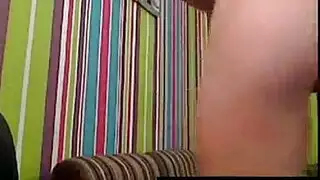 في سن المراهقة المشاغب يبذل قصارى جهدها لإعطاء هزة الجماع لصديقها أمام جلسة مثليه عاطفية. في سن المراهقة المشاغب يبذل قصارى جهدها لإعطاء هزة الجماع لصديقها أمام جلسة مثليه عاطفية.