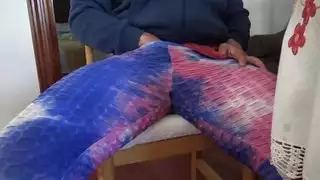 فتاة مسلمة عذراء تلمس بوسها المشعر بينما الوالدين ليسوا في المنزل فتاة مسلمة عذراء تلمس بوسها المشعر بينما الوالدين ليسوا في المنزل