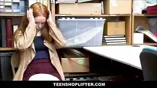 المراهقة الصهباء السكسي أم كيز كبيرة تمارس الجنس مع رجل الأمن حتى تحصل على حريتها المراهقة الصهباء السكسي أم كيز كبيرة تمارس الجنس مع رجل الأمن حتى تحصل على حريتها